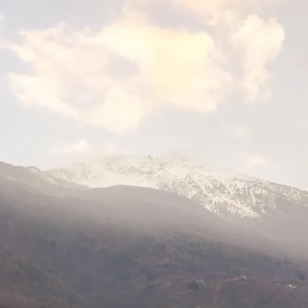 1min From Bernina Express - Mountain View - Ac - Wifi Διαμέρισμα *