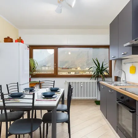Διαμέρισμα 1min From Bernina Express - Mountain View - Ac - Wifi Tirano