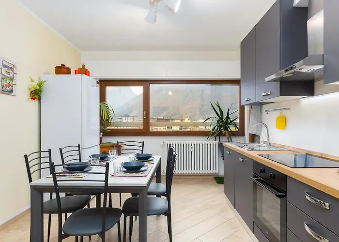 Διαμέρισμα 1min From Bernina Express - Mountain View - Ac - Wifi Tirano