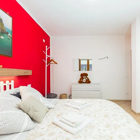 1min From Bernina Express - Mountain View - Ac - Wifi *